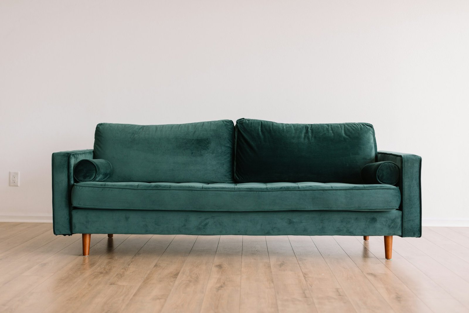 Nest velvet sofa